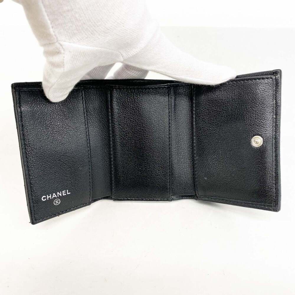 CHANEL Black Caviar Leather Wallet - Picture 3 of 7